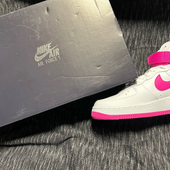 Nike Air Force 1 one High-Tops in White and Pink Rare includes Original Box - Picture 8 of 9